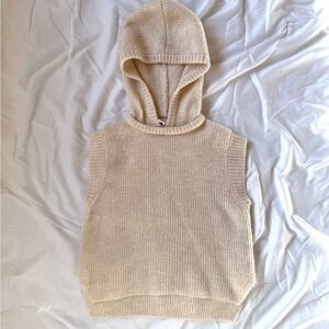 Zara girl cream color knit vest 2-3 years old